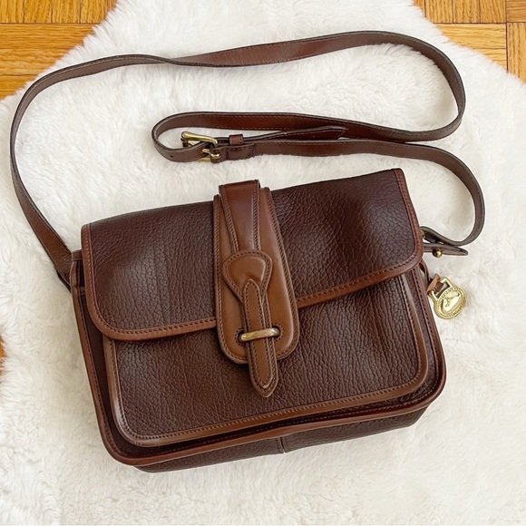 Dooney & Bourke Handbags - DOONEY & BOURKE  leather Vintage medium Brown Shoulder Bag Made in The U…